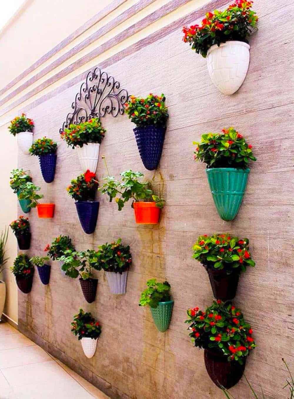 Vertical Planter Display