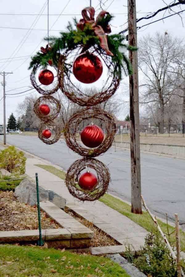 Craft Elegant Grapevine Spheres with Red Ball Accents