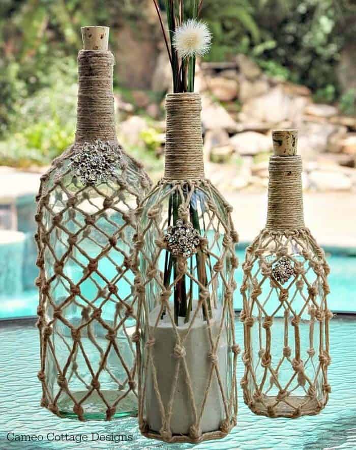 Create a Coastal-Inspired Wine Bottle with Twine Fishnet