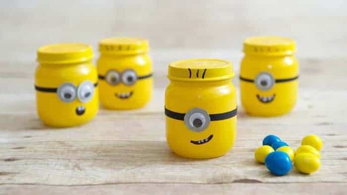 Kid-friendly Mason Jar Craft