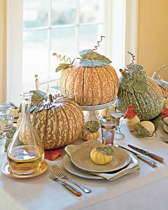 Make a Rustic Fall Table Display with Pumpkins