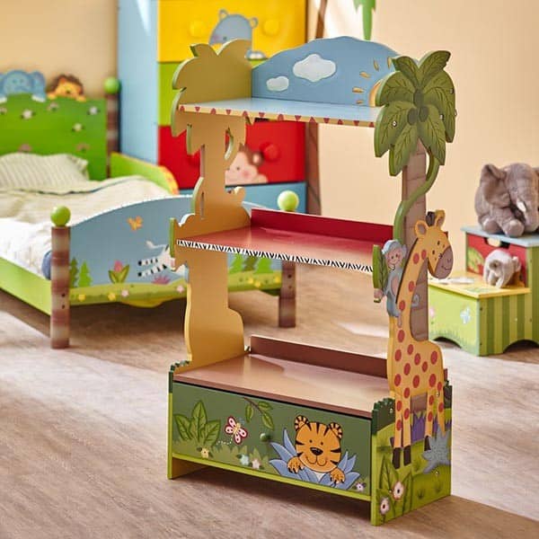 Build a Wildlife-Themed Book Stand