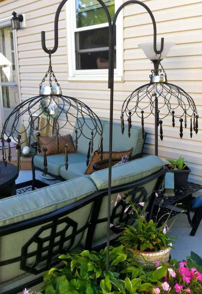 Repurpose Wire Pot Baskets into Chandelier Solar Lights