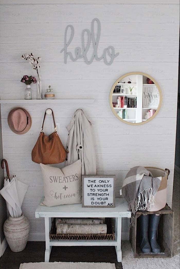 Mini Decorative Mud Room