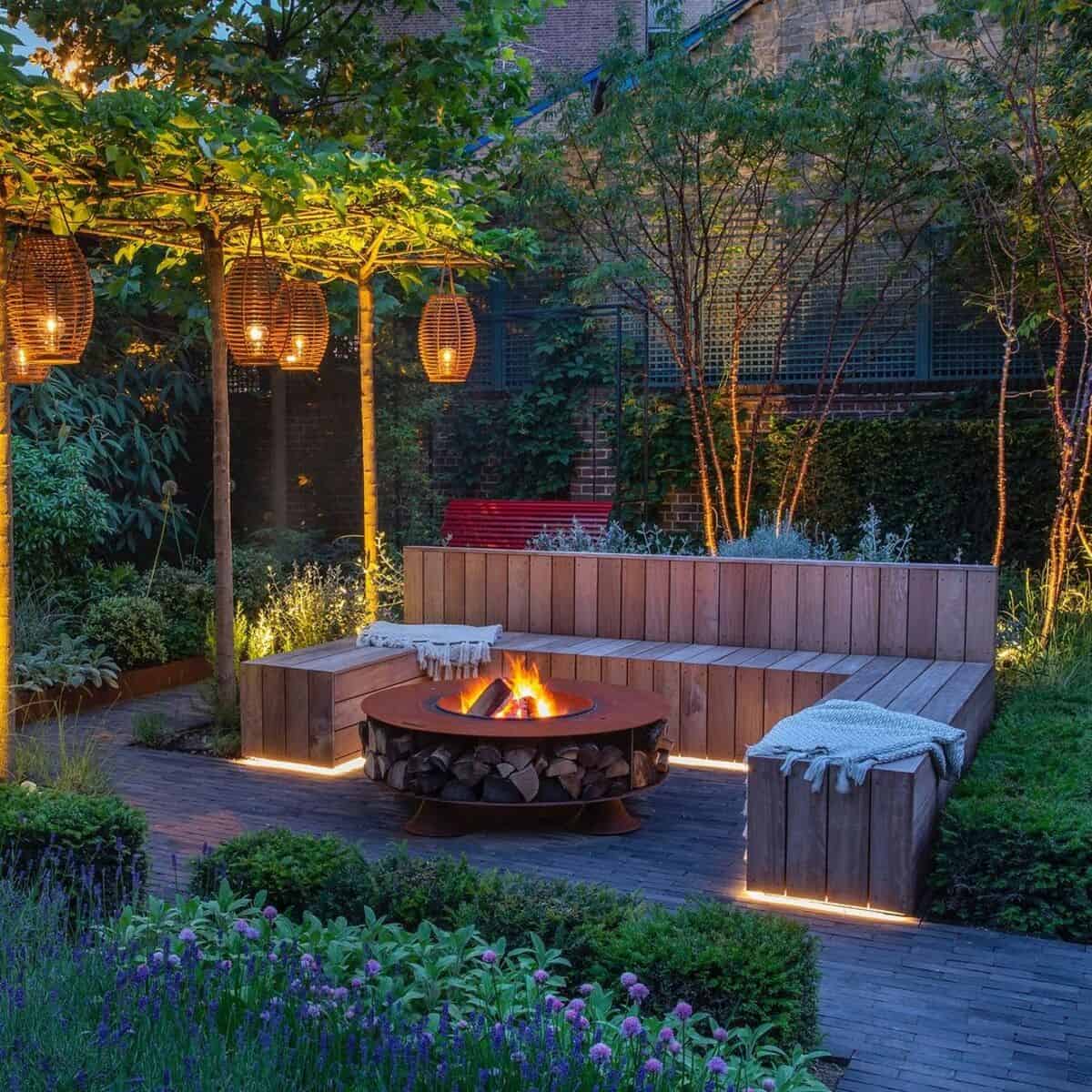 Over-the-ground Fireplace With a Bench