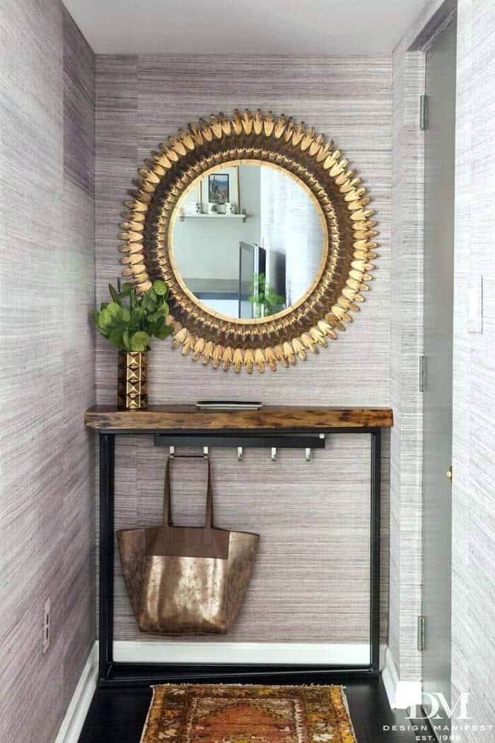 Entrance with Apartment-Friendly Entryway Table and Mirror