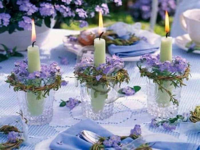 Simple Nature-Inspired Table Decor