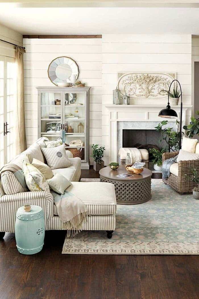 Create a Rustic Atmosphere with Neutral Living Room Decor