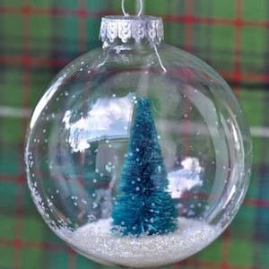 Winter Scene Holiday Snow Globes