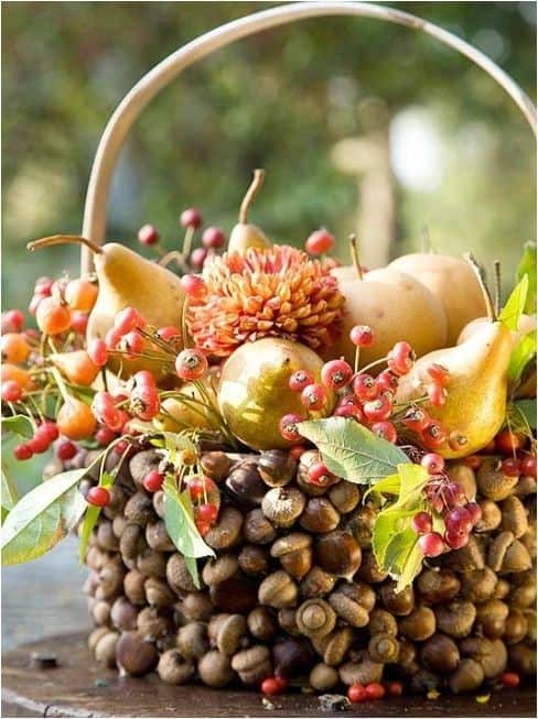 Embrace Nature with a DIY Autumn Acorn Basket