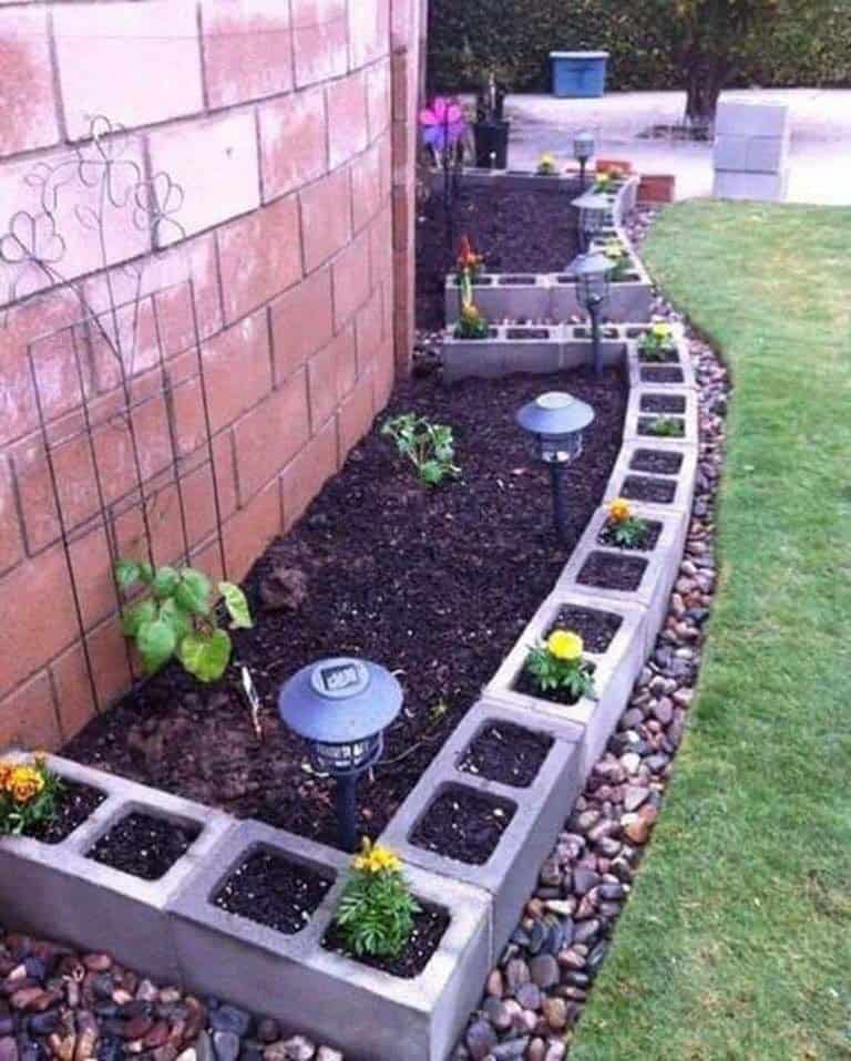 Edge Garden Bed Idea