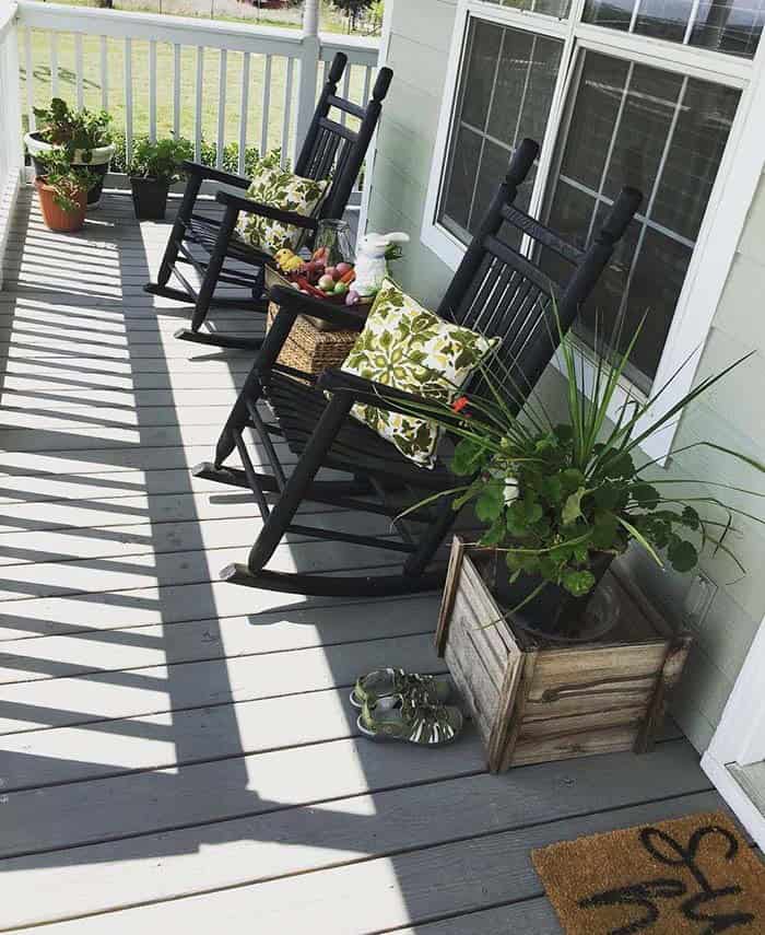 Spruce Up a Porch with Rocking Chairs and Easter Decor