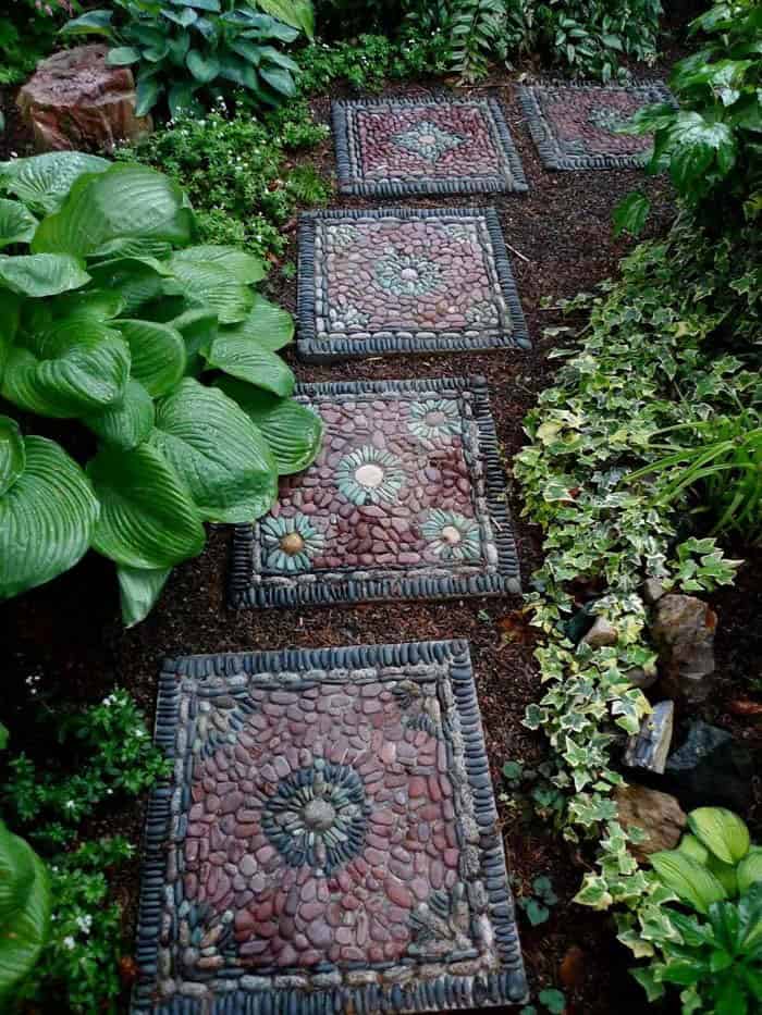 Make a Pebble Mosaic Art for Your Stepping Stones