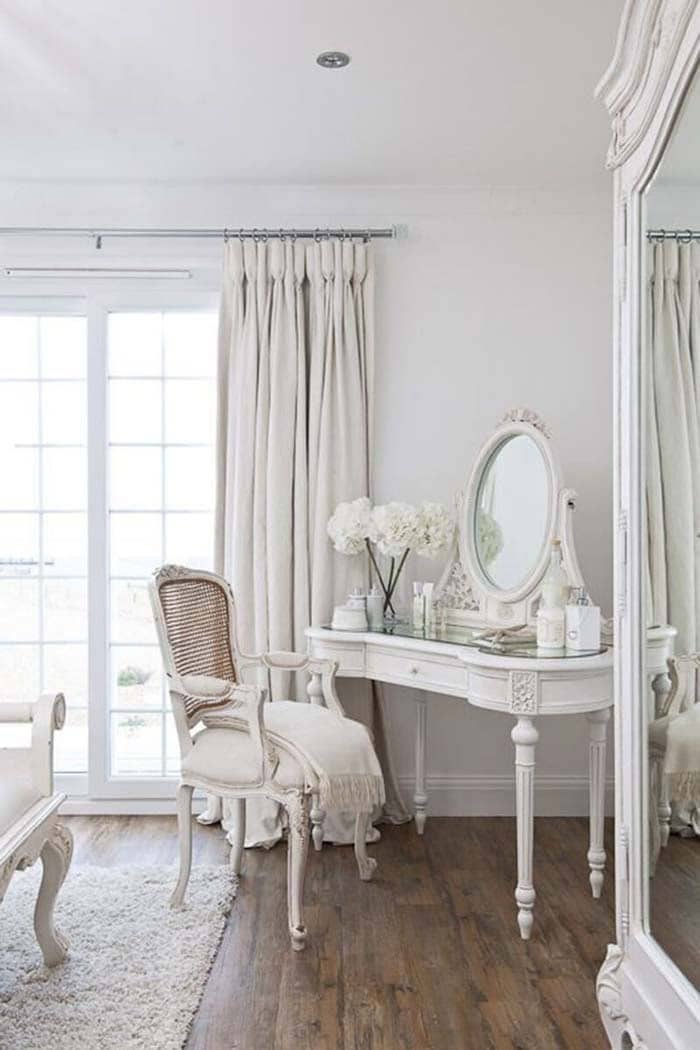 Shabby Chic Romantic Bedroom