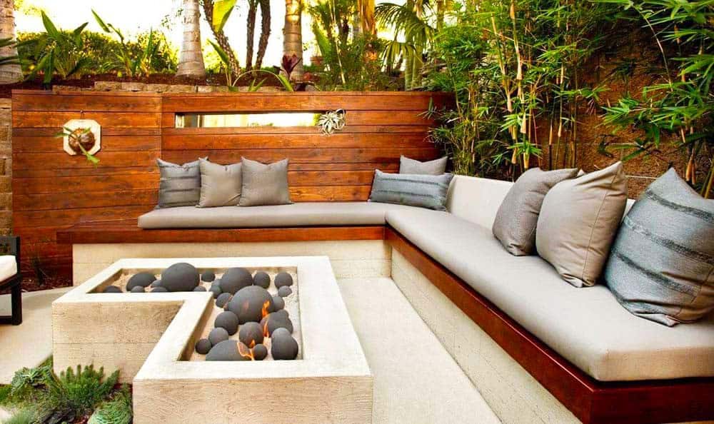 Tropical Lounge Oasis