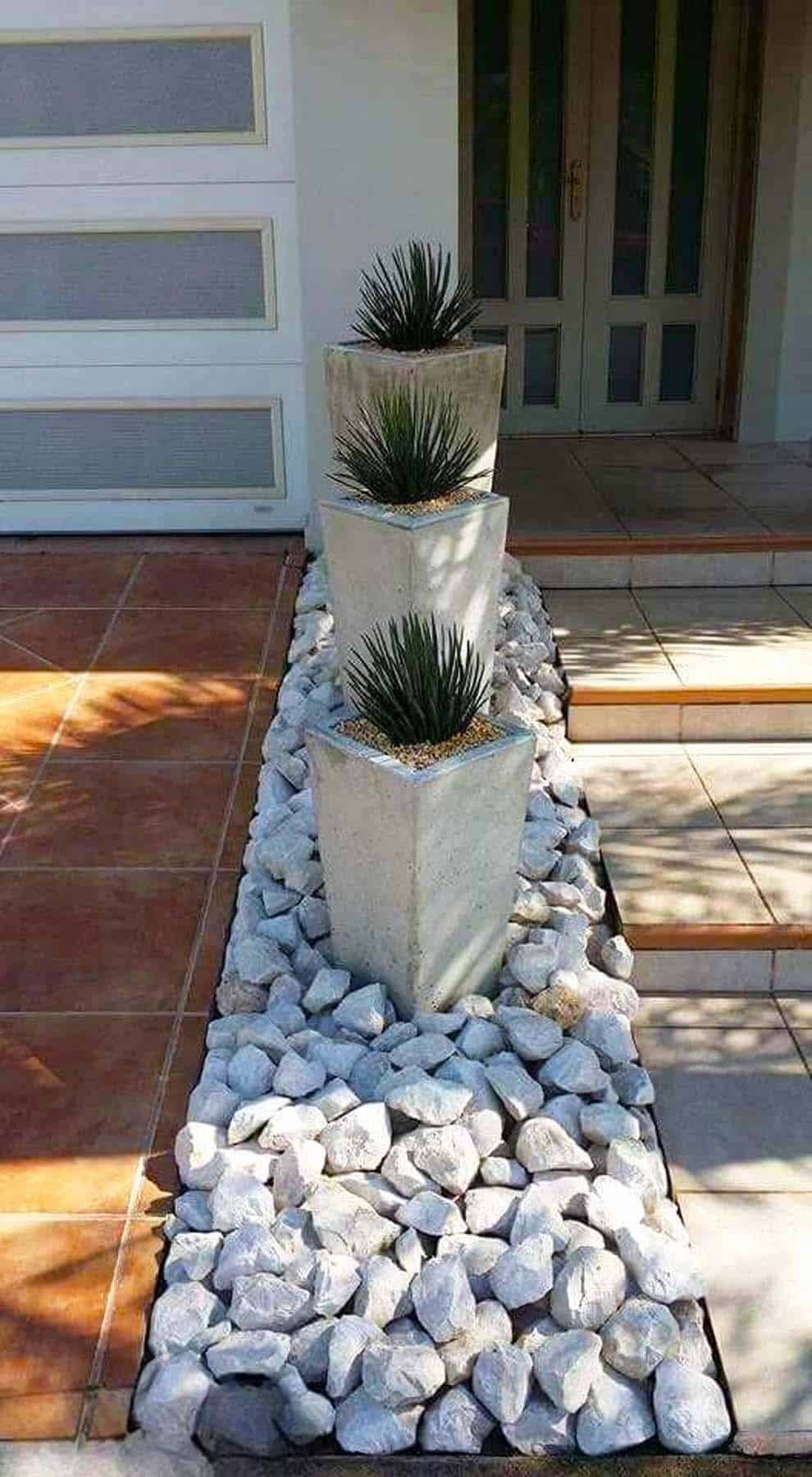 Linear Planter Display