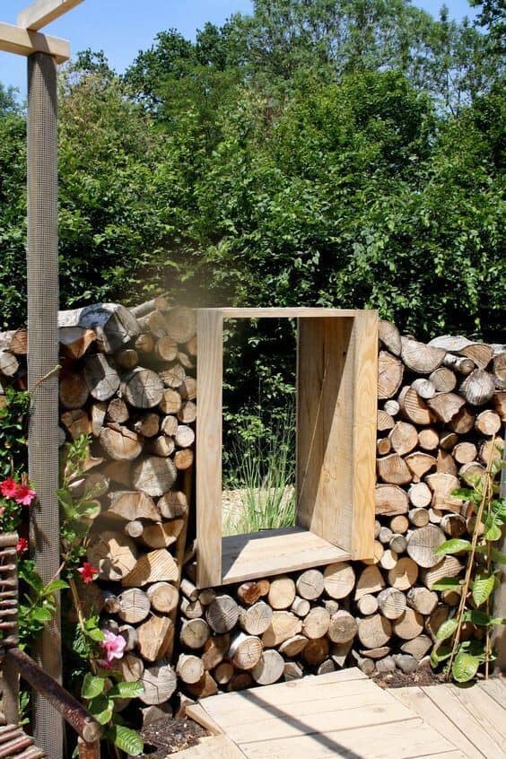 Logs for Your Outdoor Decor