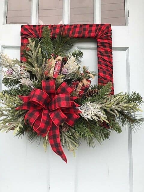 Create a Contemporary Buffalo Plaid Wreath