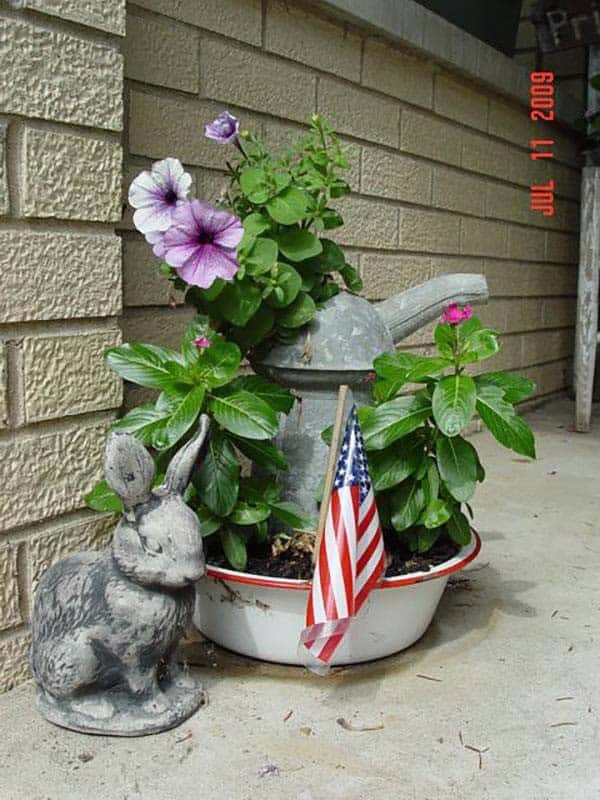 Create a Front Door Planter from Repurposed Garage Items