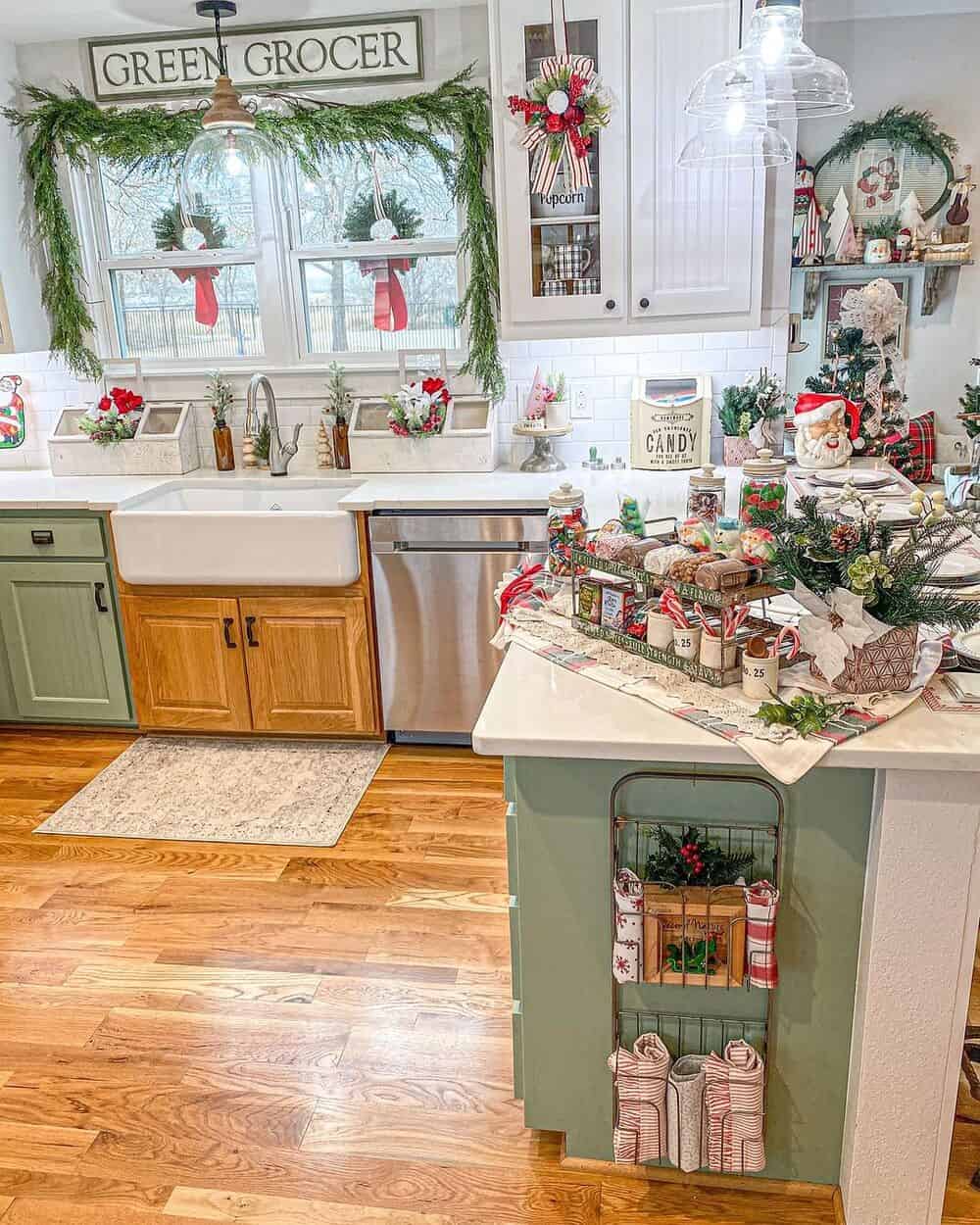 Add Texture and Interest with Vintage Christmas Decor