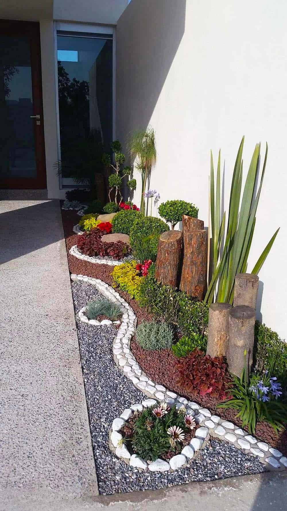 Modern Entryway Garden