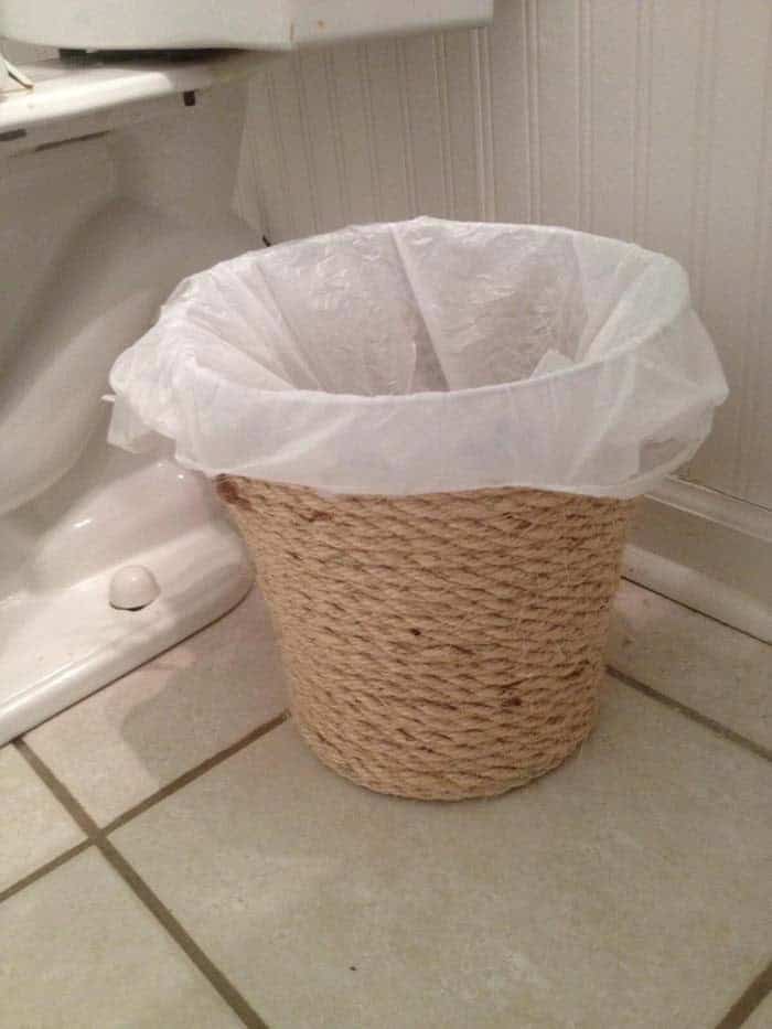 Farmhouse Style Waste Bin