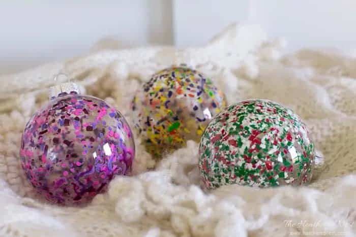 Set Up Colorful Christmas Ornaments with Baubles