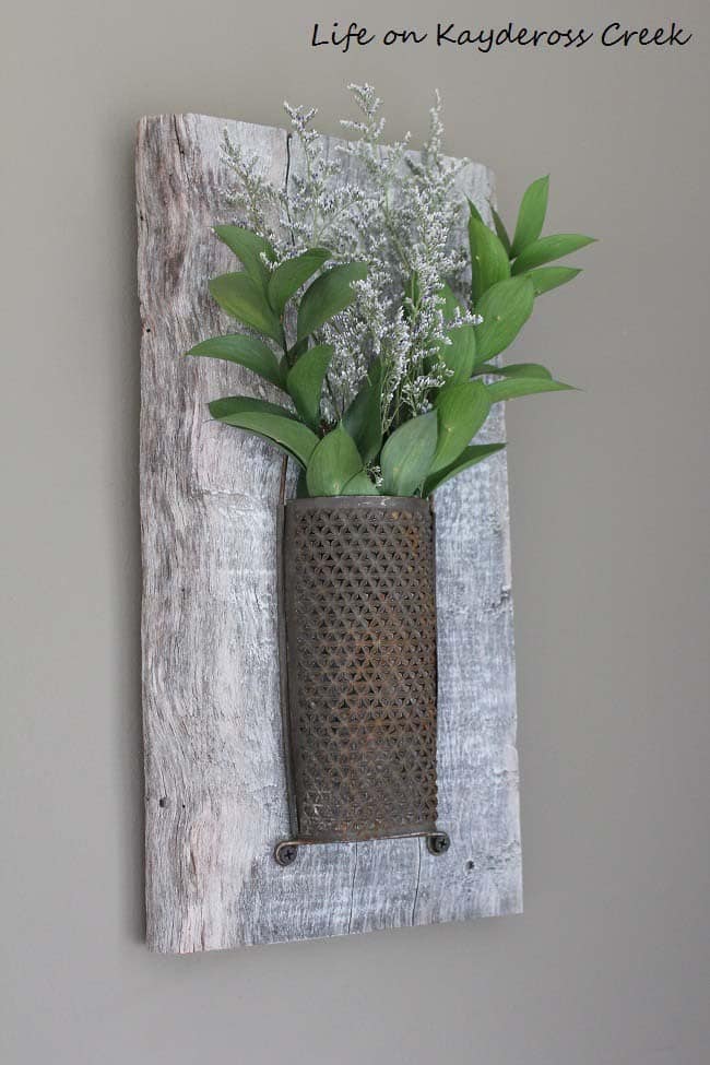 Add a Hint of Nature with a Rustic Vase Plaque