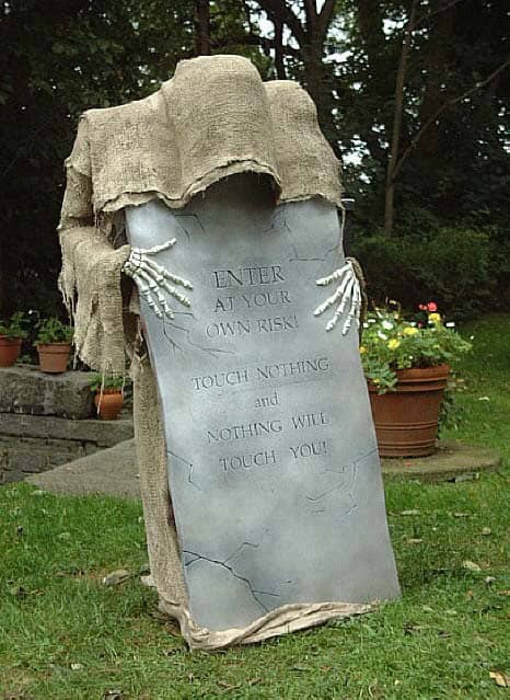 Grim Gravestone Decoration