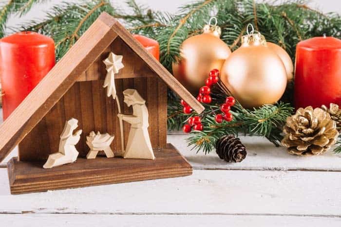 Show Your Faith With A Nativity