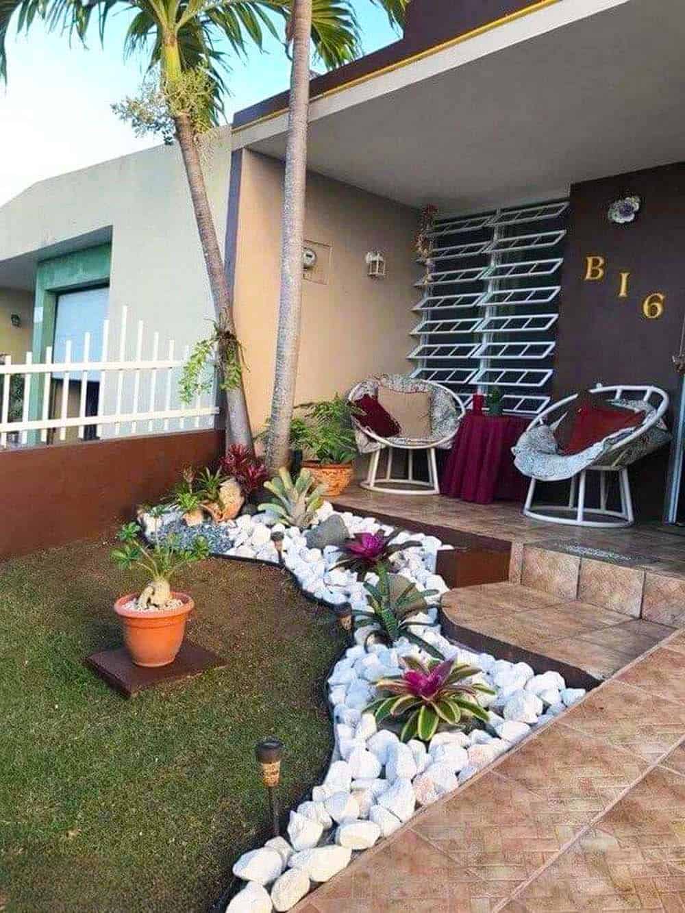 Chic Tropical Entryway