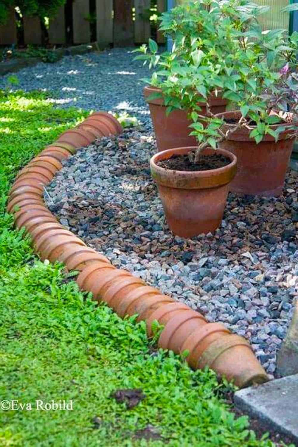 Pottery Garden Edge