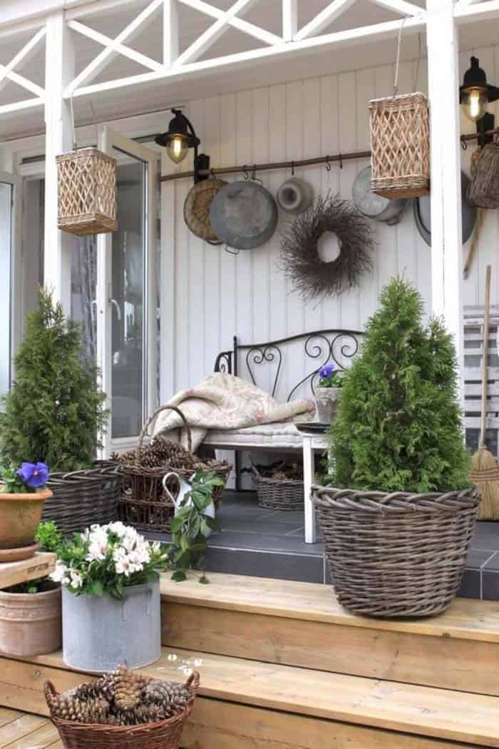 Upgrade Your Porch with Countryside Decorations