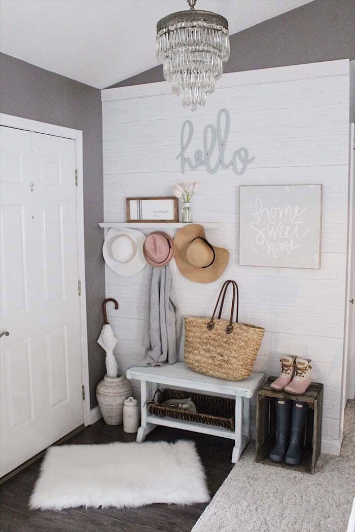 Brighten Your Entryway with Light Colors and Natural Accents