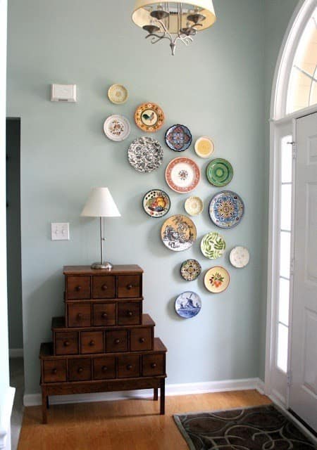 Upgrade Your Walls with a Chic Plate Decor