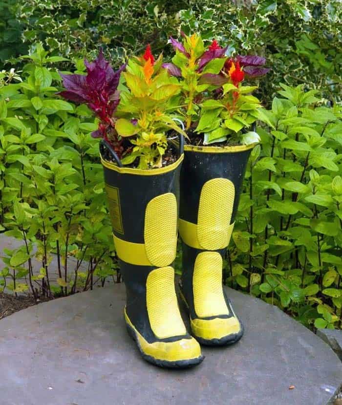 Rainboot Garden Décor