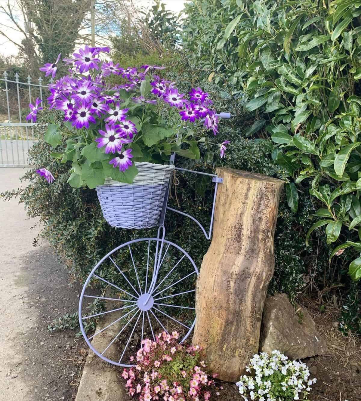 DIY Flower Stand