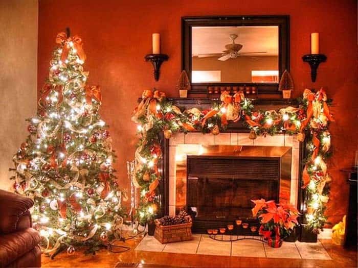 Make Your Mantel Match The Tree