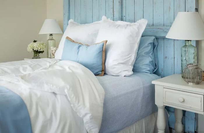 Upcycle a Baby Blue Pallet into a Headboard