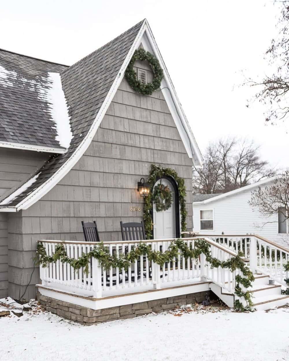 Define Your Front Porch with Subtle Christmas Lights