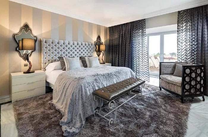 Shiny Metallic Walls for a Unique Bedroom Look