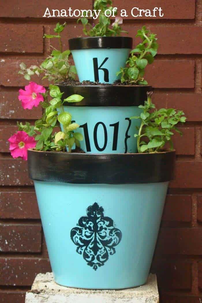 Easily Identify Your Abode with DIY Flower Pot Address Signs