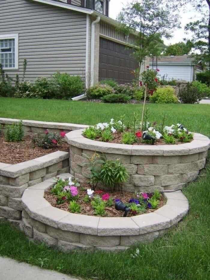 Build Tiered Gardens From Precast Bricks