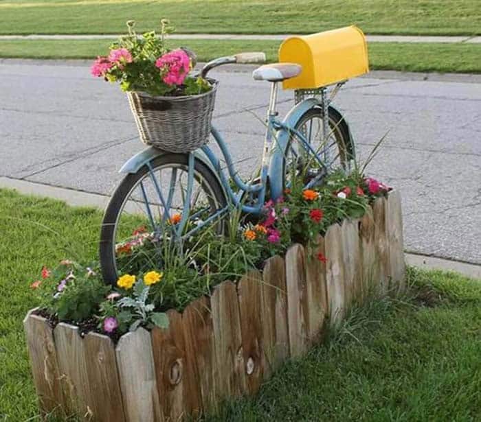 Vintage Bicycle Becomes Mailbox and Planter