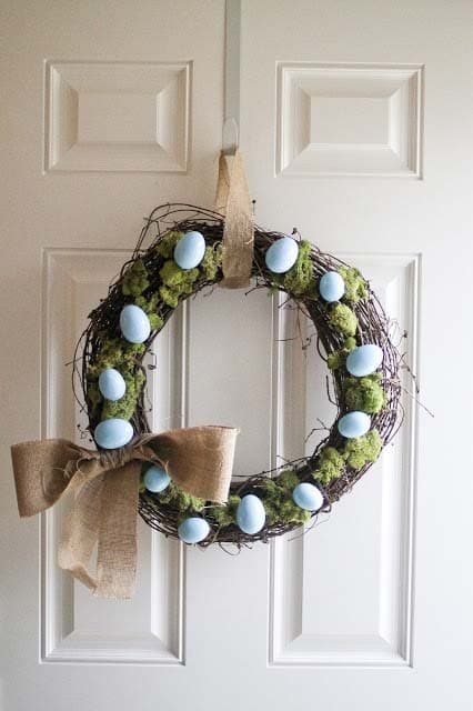 Create an Egg and Moss Spring Wreath