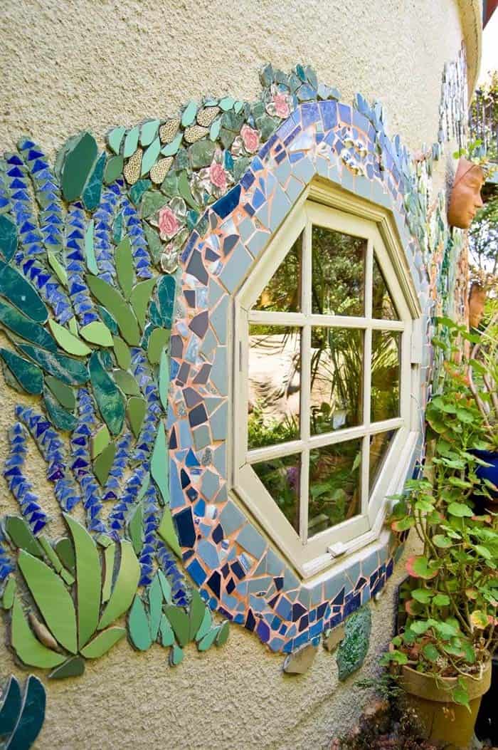 Transform Your Home’s Exterior with a Mosaic Picture