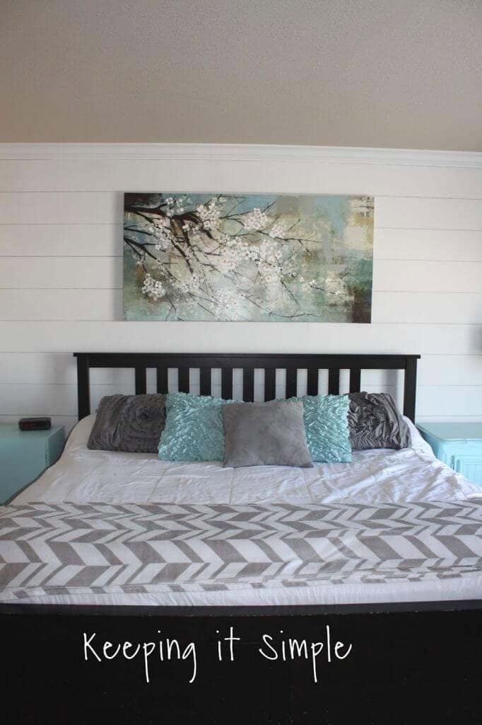 White Shiplap Wall For An Elegant Bedroom Decor