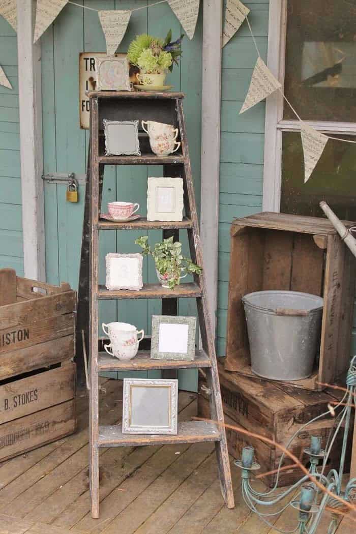 Whimsical Tea Stand With Musical Banner