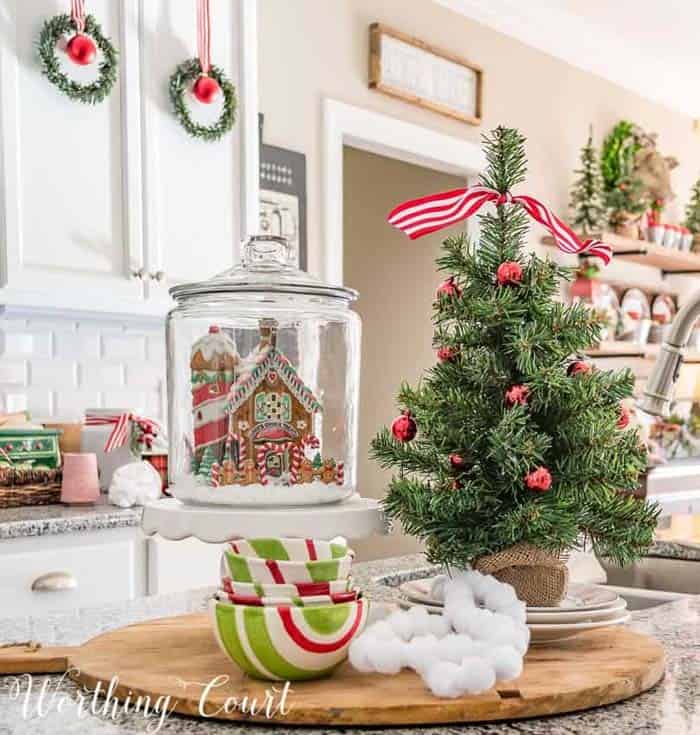 Decorate with Gingerbread Houses for a Magical Winter Scene