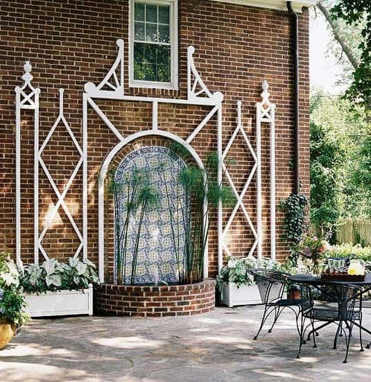 Elegant House Mounted Trellis